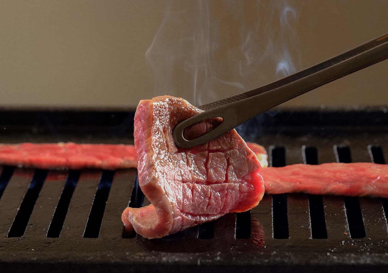 枯らし熟成 焼肉つつい 公式 枯らし熟成 焼肉つつい 公式