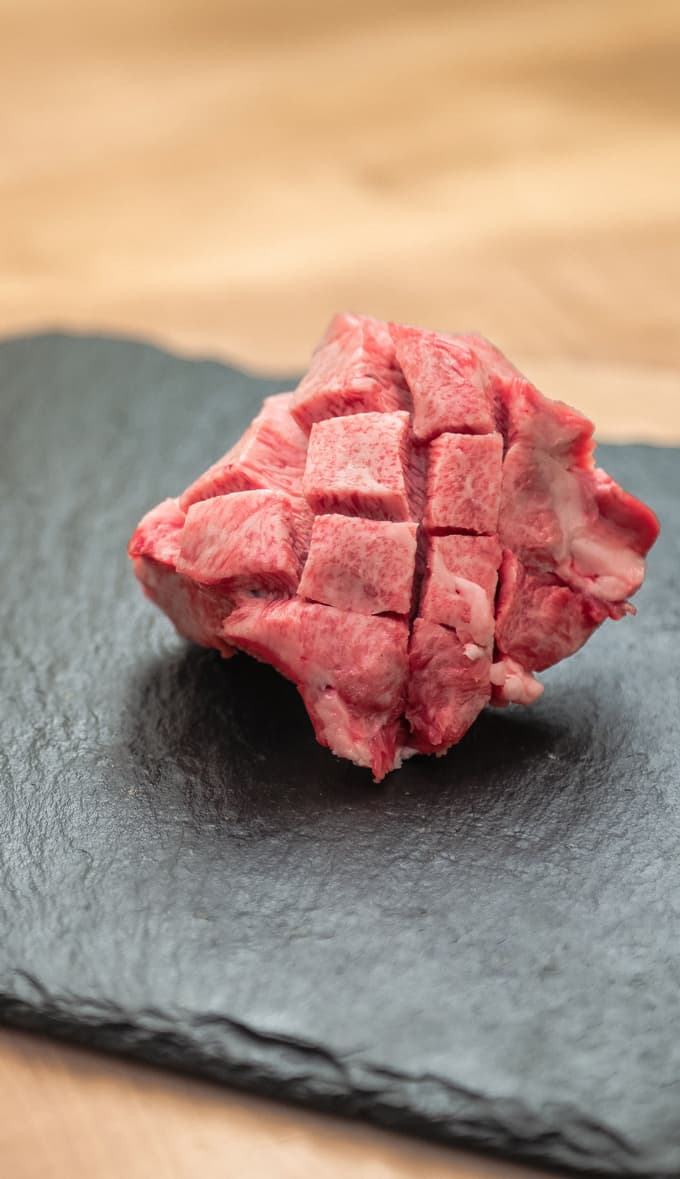 京都でおすすめの生の厚切り牛タン